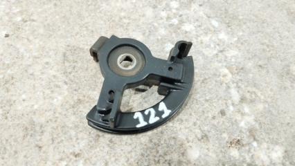 Ушко дроссельной заслонки Corolla 2003 NZE121 1NZFE