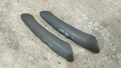 Запчасть накладка на ручку двери внутренняя правая Ford Focus 2004