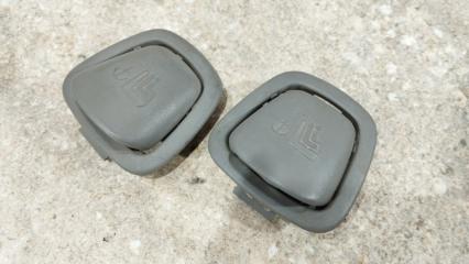 Запчасть заглушка кузова Ford Focus 2004