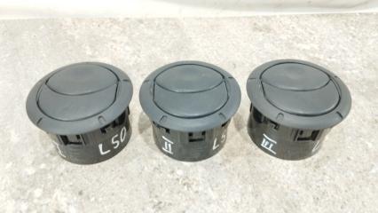 Запчасть дефлектор воздуховода RENAULT LOGAN 2006