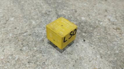 Запчасть реле RENAULT LOGAN 2006