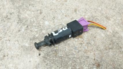 Запчасть концевик под педаль тормоза RENAULT LOGAN 2006