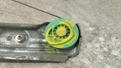 Стеклоподъемник задний левый Focus 2005 DFW CDDA