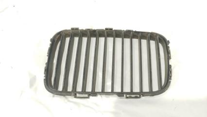 Запчасть решетка радиатора левая bmw 3-series 1992
