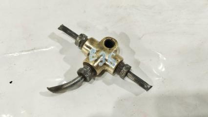 Запчасть тройник задний bmw 3-series 1992