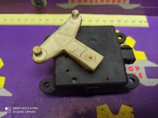Сервопривод заслонки печки Nissan Sunny 2000