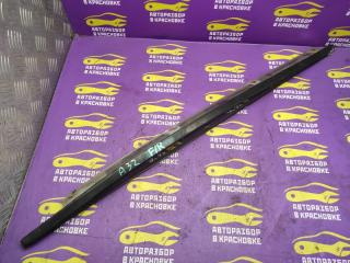 Запчасть молдинг стекла передний правый Nissan Maxima 1997