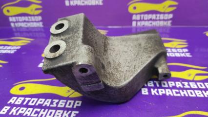 Кронштейн впускного коллектора Bluebird Sylphy 2001 G10 QG18DE Кронштейн впускного коллектора Bluebird Sylphy 2001 G10 QG18DE