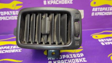 Запчасть воздуховод салона передний правый Nissan Maxima 1996