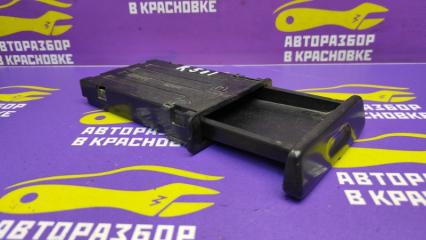 Запчасть бардачок Nissan Terrano 1996