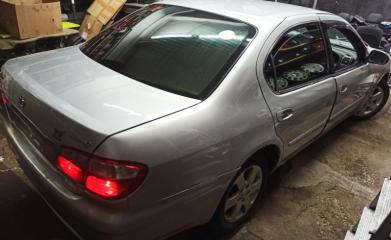 Замок двери задний правый Cefiro 2000 A33 VQ20DE