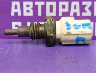 Фото запчасти датчик температуры охлаждающей жидкости Lexus LS460L 2008 Б/У запчасть Запчасть датчик температуры охлаждающей жидкости Lexus LS460L 2008