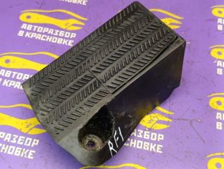 Запчасть подставка под ногу Honda Stepwgn 2001