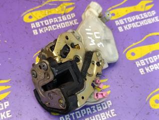 Запчасть замок двери задний правый Nissan Avenir 1999