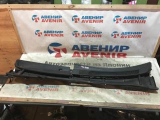 Жабо TOYOTA AVENSIS ZRT272 1 ракурс Жабо TOYOTA AVENSIS ZRT272 1 ракурс