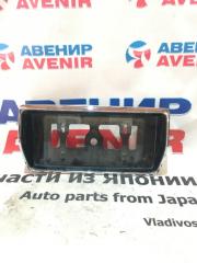 Вставка между стопов задняя TOYOTA CROWN GS130, GS131, GS131H, JZS131, JZS133, JZS135, LS130, LS131H 1G-FE 1 ракурс