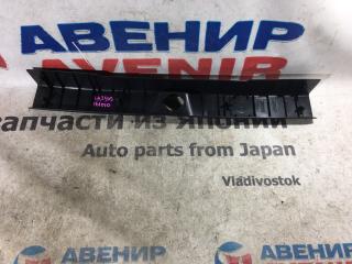 Накладка замка багажника задняя DAIHATSU CAST LA250S, LA260S 2 ракурс