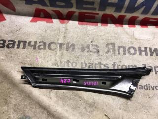 Накладка на стойку кузова левая передняя NISSAN SERENA PC24, PNC24, TC24, TNC24, VC24, VNC24 3 ракурс