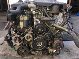 Двигатель NISSAN CIMA GF50 VK45DD VK45-025987 2 ракурс