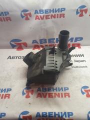 Корпус воздушного фильтра TOYOTA CROWN JZS171 1JZ-GE 2 ракурс