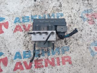 Блок abs TOYOTA AURIS NZE184 89541-12B10 2 ракурс