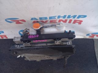 Радиатор DAIHATSU MIRA E:S LA300S, LA310S KF-VE AT 2 ракурс Радиатор DAIHATSU MIRA E:S LA300S, LA310S KF-VE AT 2 ракурс