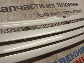 Решетка TOYOTA ISIS ANM15, ANM10, ZGM15, ZGM10 4 ракурс