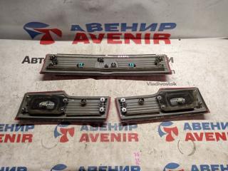 Стоп-вставка задняя NISSAN ELGRAND TNE52, PE52, PNE52, TE52 89-59, 85-04 5 ракурс Стоп-вставка задняя NISSAN ELGRAND TNE52, PE52, PNE52, TE52 89-59, 85-04 5 ракурс
