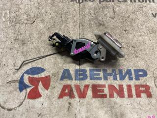 Замок 5-й двери задний SUZUKI EVERY DA64V 1 ракурс