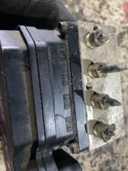 Блок abs NISSAN TEANA J31 VQ23DE TD8401 3 ракурс Блок abs NISSAN TEANA J31 VQ23DE TD8401 3 ракурс