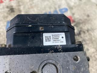Блок abs NISSAN TEANA J31 VQ23DE TD8401 3 ракурс Блок abs NISSAN TEANA J31 VQ23DE TD8401 3 ракурс