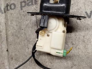Замок 5-й двери задний HONDA STEPWGN RF3, RF4, RF5, RF6, RF7, RF8 5 ракурс