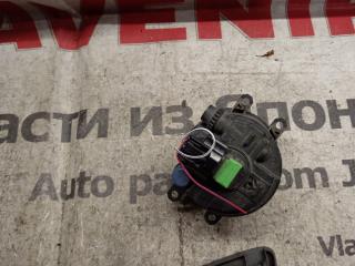 Туманка правая передняя TOYOTA BB QNC21 A044-633 4 ракурс