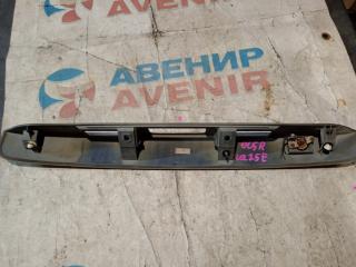 Накладка 5-й двери задняя MAZDA VERISA DC5R, DC5W 3 ракурс