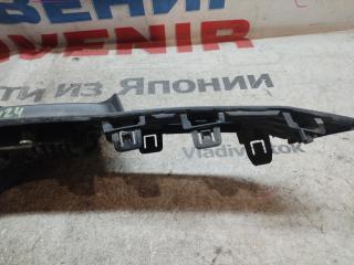 Решетка TOYOTA COROLLA ZWE214, ZWE211 88210-33120 3 ракурс