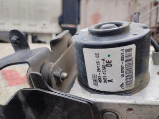 Блок abs MAZDA VERISA DC5W ZY 4S61-2M110-CC 4 ракурс