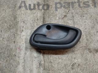 Ручка двери внутренняя левая SUZUKI JIMNY JB23W, JB33W, JB43W 1 ракурс