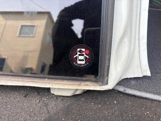 Стекло собачника правое заднее NISSAN PRESAGE PNU31, PU31, TNU31, TU31 5 ракурс