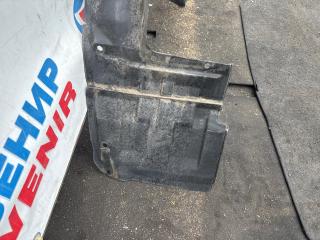 Подкрылок правый передний MITSUBISHI DIAMANTE F31A, F34A, F36A, F41A, F46A 3 ракурс