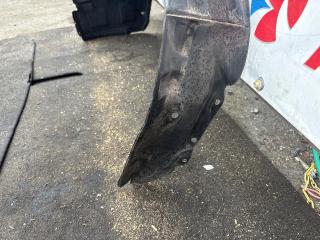 Подкрылок правый передний MITSUBISHI DIAMANTE F31A, F34A, F36A, F41A, F46A 4 ракурс