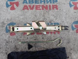 Домкрат DAIHATSU TERIOS KID J111G 3 ракурс