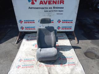 Сидение правое переднее TOYOTA GRANVIA KCH16, KCH10, VCH16 1 ракурс