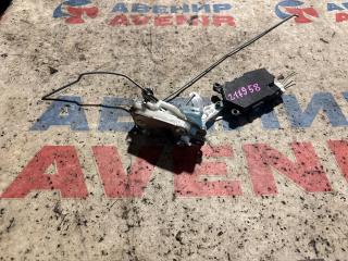 Замок двери правый передний SUBARU SAMBAR TV1, TV2 1 ракурс Замок двери правый передний SUBARU SAMBAR TV1, TV2 1 ракурс
