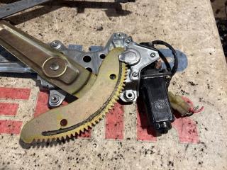 Стеклоподъемник левый передний TOYOTA GRANVIA KCH16W, KCH10W, VCH16W, VCH10W 2 ракурс