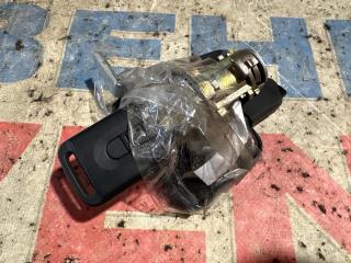 Замок багажника задний NISSAN SUNNY B15, FNB15, FB15 2 ракурс