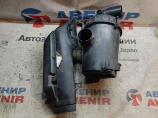 Корпус воздушного фильтра TOYOTA GRANVIA KCH16, KCH10 4 ракурс