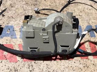 Повторитель бамперный левый передний TOYOTA PRIUS ZVW30 47-53 2 ракурс