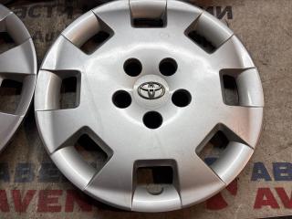 Колпаки на колеса TOYOTA ISIS ANM10G, ANM10W, ANM15G, ANM15W, ZNM10G, ZNM10W R15 3 ракурс Колпаки на колеса TOYOTA ISIS ANM10G, ANM10W, ANM15G, ANM15W, ZNM10G, ZNM10W R15 3 ракурс