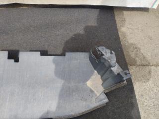 Защита радиатора TOYOTA CROWN MAJESTA URS206 53289-30060 3 ракурс