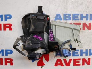 Туманка правая TOYOTA AQUA NHP10 12580 3 ракурс